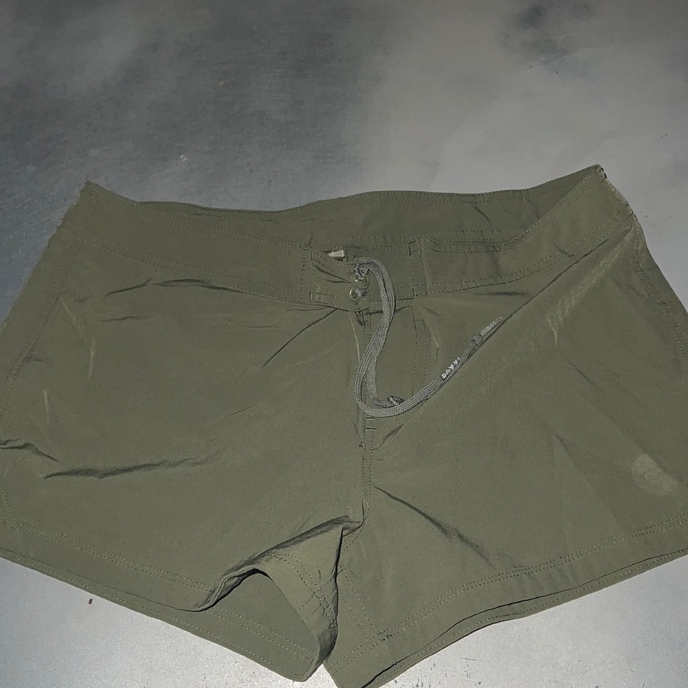 Green Shots in good condition